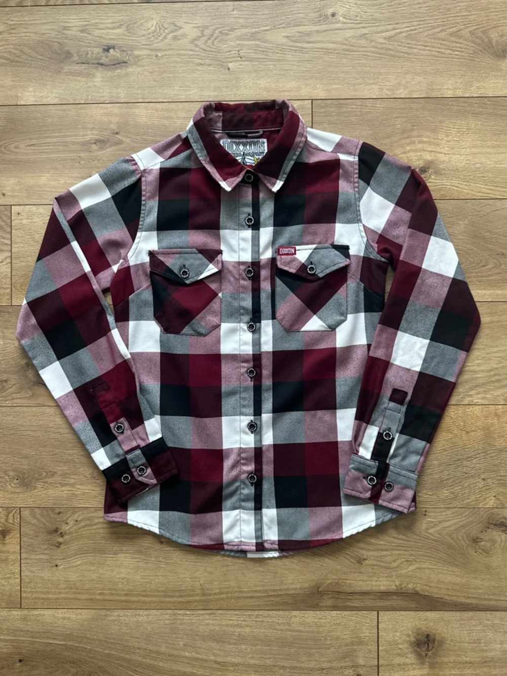 Dixxon Southpaw Flannel | Plaid Button Up | Women’s Small - Picture 1 of 5